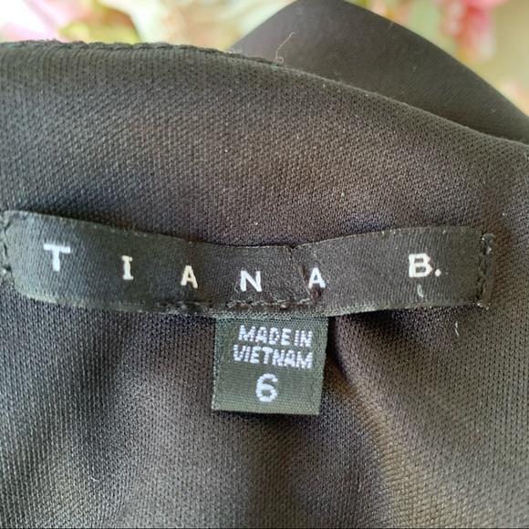 •Tiana B.• Jungle Print 3/4 Sleeve Dress - Size 6 - Picture 2 of 9